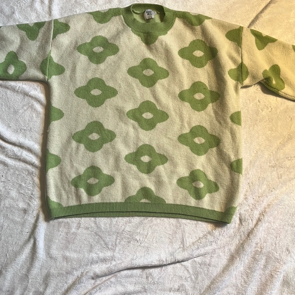 Princess Polly Sweater, Medium/Large size, green and white color